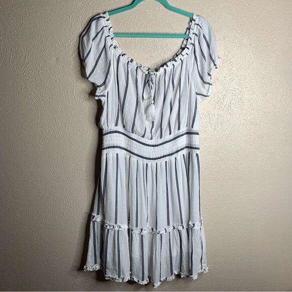 American eagle striped off shoulder ruffle tiered dress white gray - Picture 3 of 13